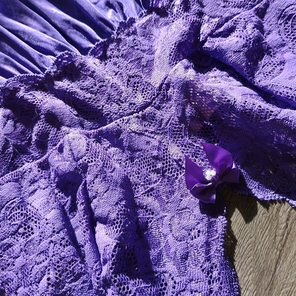 GoRGeOuS, early 1980s, 2 piece royal purple full-length Shadowline peignoir - Picture 3 of 14